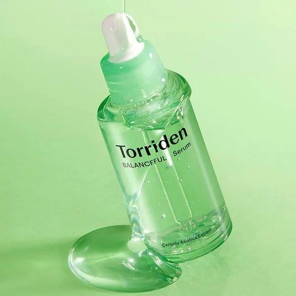 Torriden gyzarýan we ynjyk ýüzler üçin köşeşdiriji syworotka 50 ml 