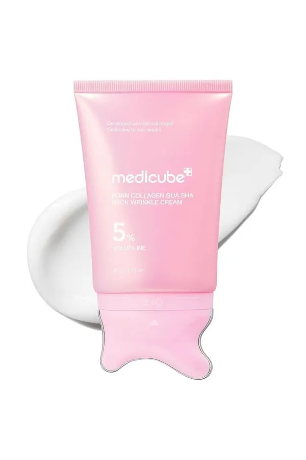 (MEDICUBE) PDRN COLLAGEN GUA SHA NECK WRINKLE CREAM Это корейский антивозрастной крем со встроенным массажером гуаша для ухода за кожей шеи, зоны декольте и линии подбородка.