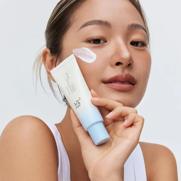Лёгкий солнцезащитный крем с пантенолом Beauty of Joseon Relief Sun Aqua-fresh Rice+B5 SPF50+ PA++++